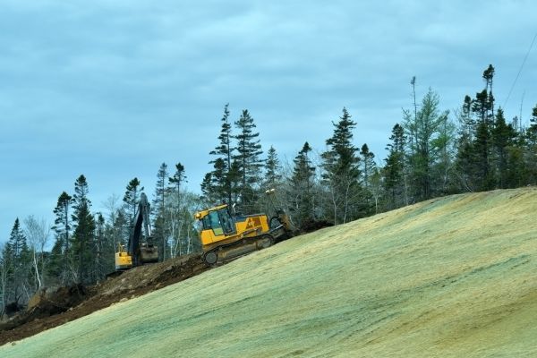 Cost of Hill Grading in Moorhead
